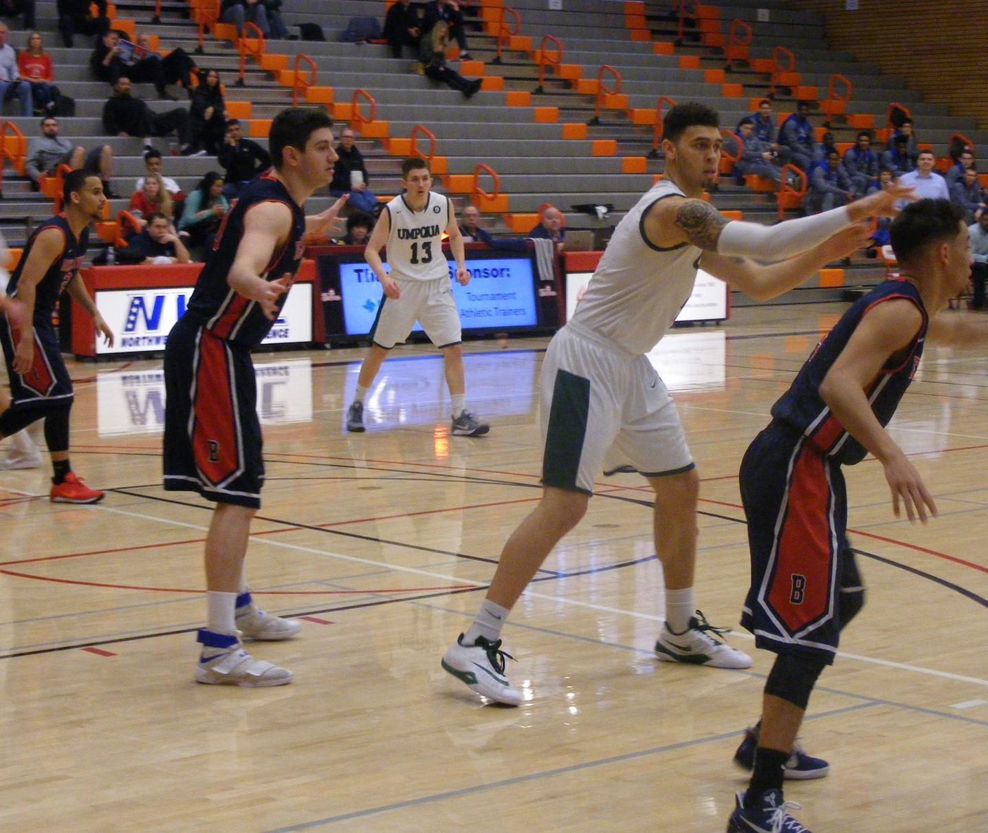 RiverHawks on to the Elite Eight!