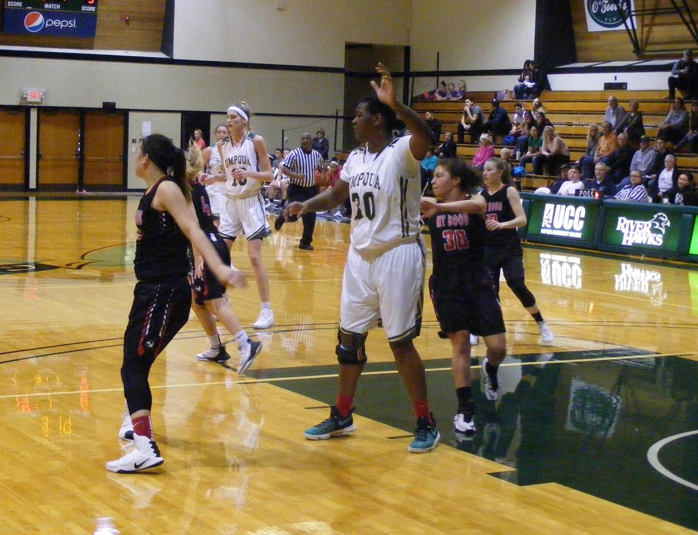 RiverHawks Roll Over Mt. Hood Women